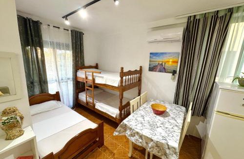 Spille Apartment | Joni's Beach Apartments - Spille