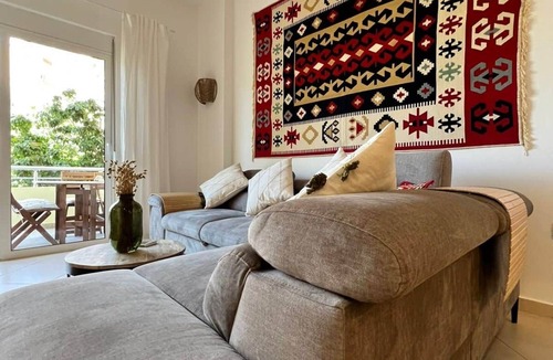 Kodrra Apartment | Josephine - Family Summer