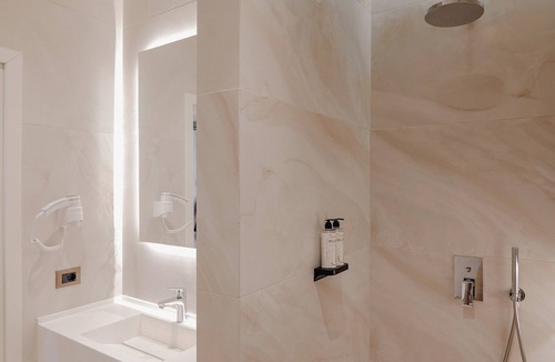Radhime Hotel | Jost Caravel