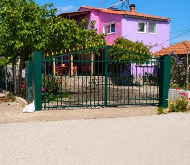 Nea Playia Villa | Julia Country Home 200m from the Beach