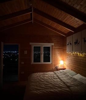 Durres Ski Chalet | Jupis Chalet-City View Getaway