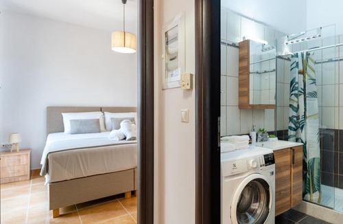 Kato Galatas Villa | Kalamaki Del Mar Seaside Villa