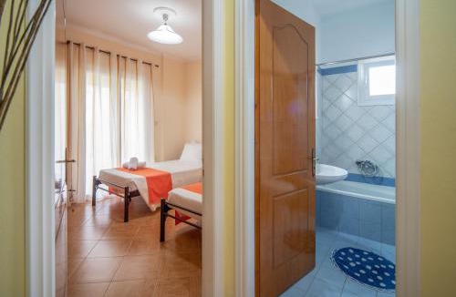 Tzavros Apartment | Kallithea House
