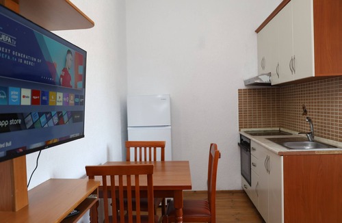 Rade Apartment | Kalpazo Hotel Tommy Durres