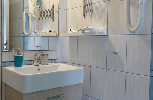 Apollonia House | Kampos Home