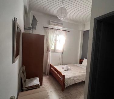 Kala Nera House | Kanarinia Guesthouse