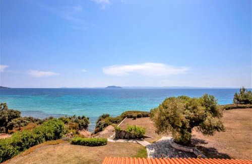 Sithonia House | Kanonika Homes Captain's Cabin