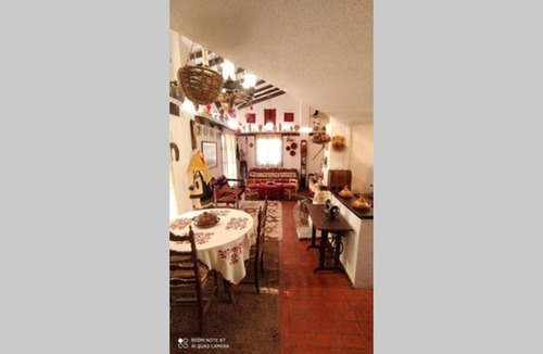 Dirfys-Messapia House | Karlis Family Retreat