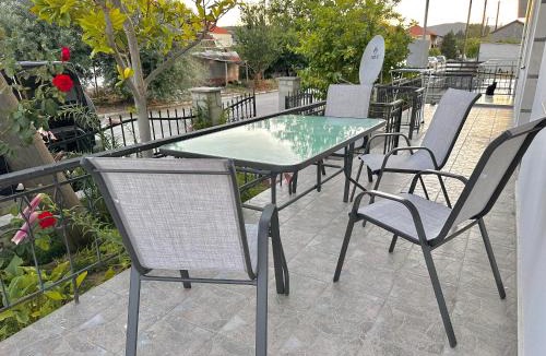 Kavala Apartment | Karvali Blue Apartment mit 2 Schlafzimmern, Strandnähe & voll ausgestattet
