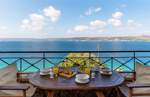 Kalamion Villa | Katerina's Penthouse beautiful beach-side villa near Kalyves, Chania