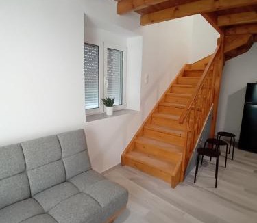 Kavousi House | Kavousi House