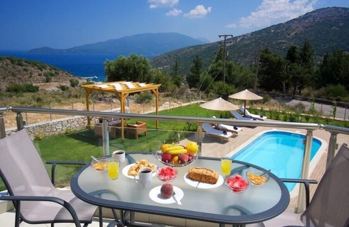 Agia Efimia House | Kefalonia Horizon Villa