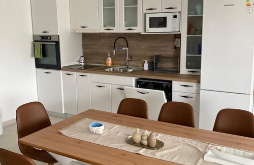 Nestos House | KEFI House