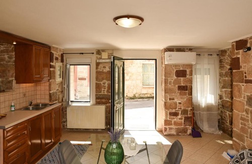 Katarraktis Apartment | Kentos Charming Stone Escape Near Fishing Harbor