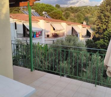 Akrogialion Apartment | Klidonas Apartments