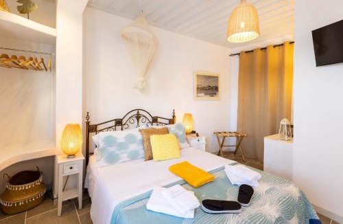Platis Gialos House | Kohylia Beach Guest House