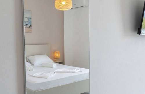 Himare Hotel | Koks’ Guesthouse