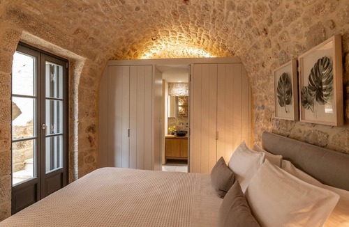 Oitylo Hotel | Korona Boutique Hotel