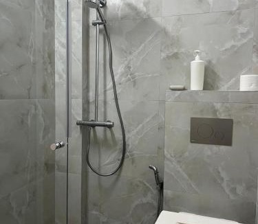 Kodrra Apartment | Kostanca Pool & Bay Studio