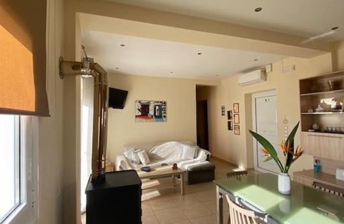 Amigdalokefali Apartment | Koundouros Home