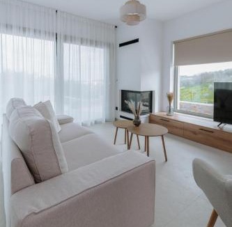 Malevizi Villa | KOZER Luxury Villa Elia