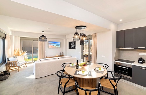 Asprouliani Villa | KS Si Luxury Villa Heated Pool