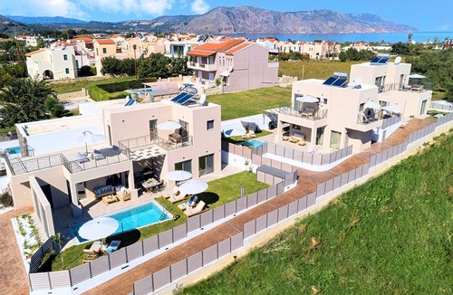 Asprouliani Villa | KS Si Luxury Villa Heated Pool