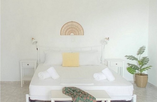 Platis Gialos Hotel | Ktima Vrisiana