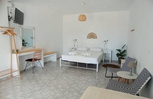 Platis Gialos Hotel | Ktima Vrisiana