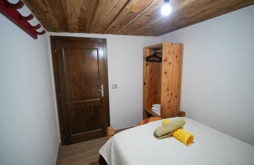 Shale House | Kulla e Sadri Lukes