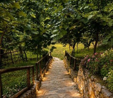 Diber County Hotel | Kulla Hupi Agriturism