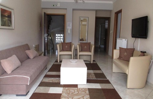 Kastoria House | Kyknos De Luxe Suites & Rooms