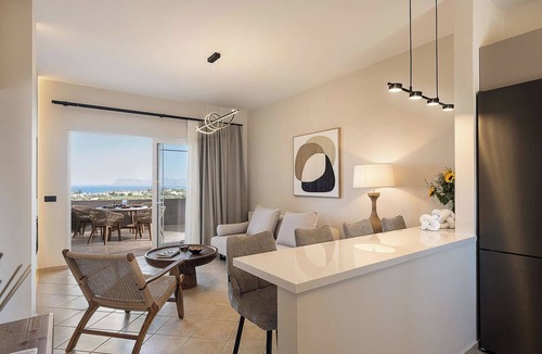 Agia Apartment | Kymélia Upper Suite With Private Hot Tub & SeaView