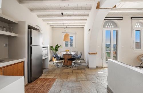 Exomvourgo Villa | Kyma