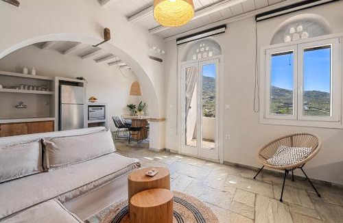 Exomvourgo Villa | Kyma