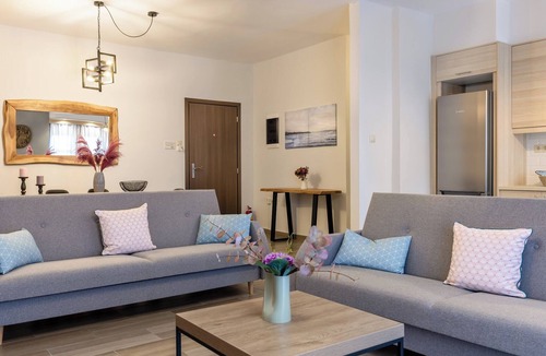Nea Chora Apartment | Kyril Apartment