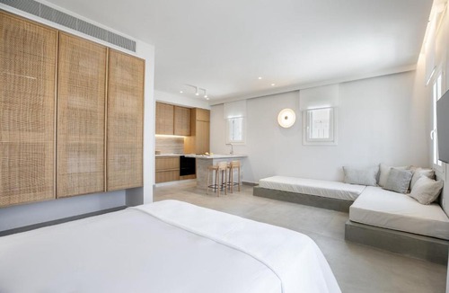 Loutra Apartment | Kythnos Blue - Suite 3 Loutra Bch Balcony Sea View