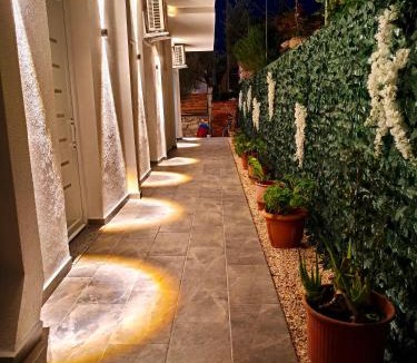 Ksamil Apartment | L & B Apartments