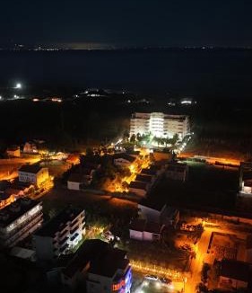 Velipoje Villa | La Famiglia Villa