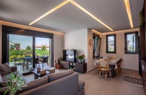 Pefkochori Villa | La Penny Luxe Villa