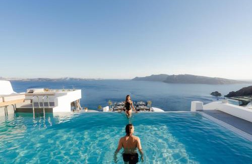 Oia Hotel | La Perla Villas and Suites - Adults Only