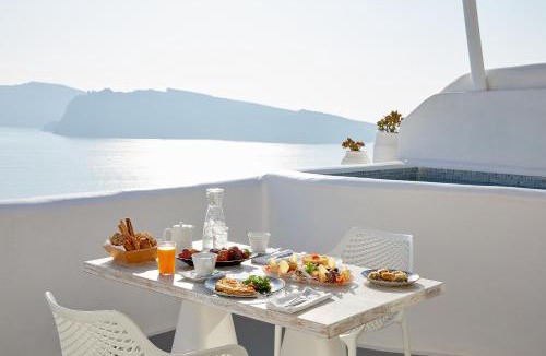 Oia Hotel | La Perla Villas and Suites - Adults Only