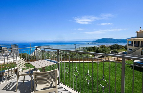 Lefkada Villa | Lainas Sea View Lefkada 3