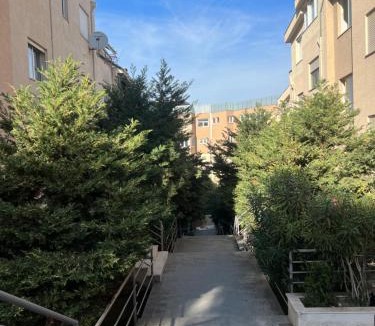 Farke Apartment | Lake View Apartment Tirana