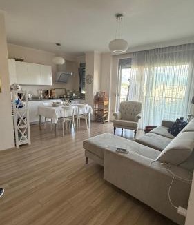 Elbasan Apartment | Lake View House