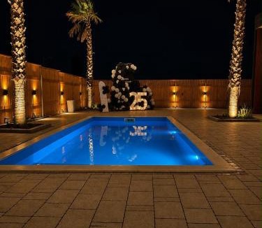 Nikel Villa | Lakeside Palms
