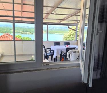Sakës Apartment | Lakeview Ulez