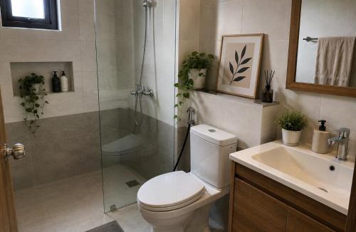 Kavaje House | Larry Landers Homestay 4