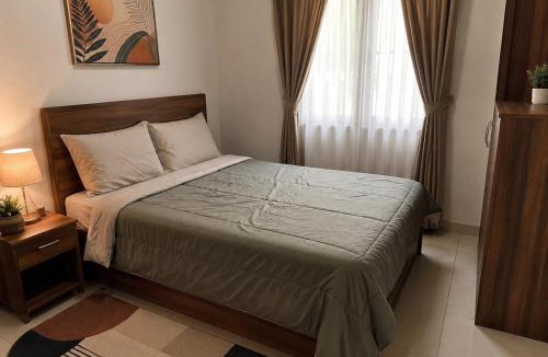 Tirana House | Larry Landers Homestay