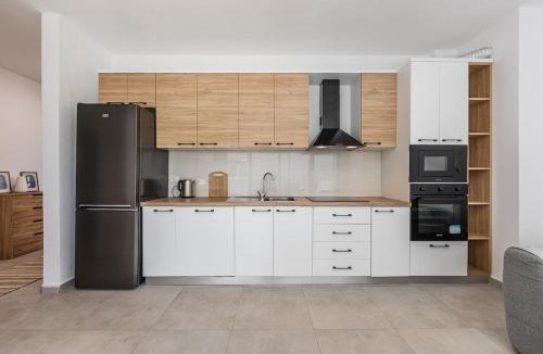 Sakës Apartment | Le Bleu Apartment Pool & Beach by PikHost